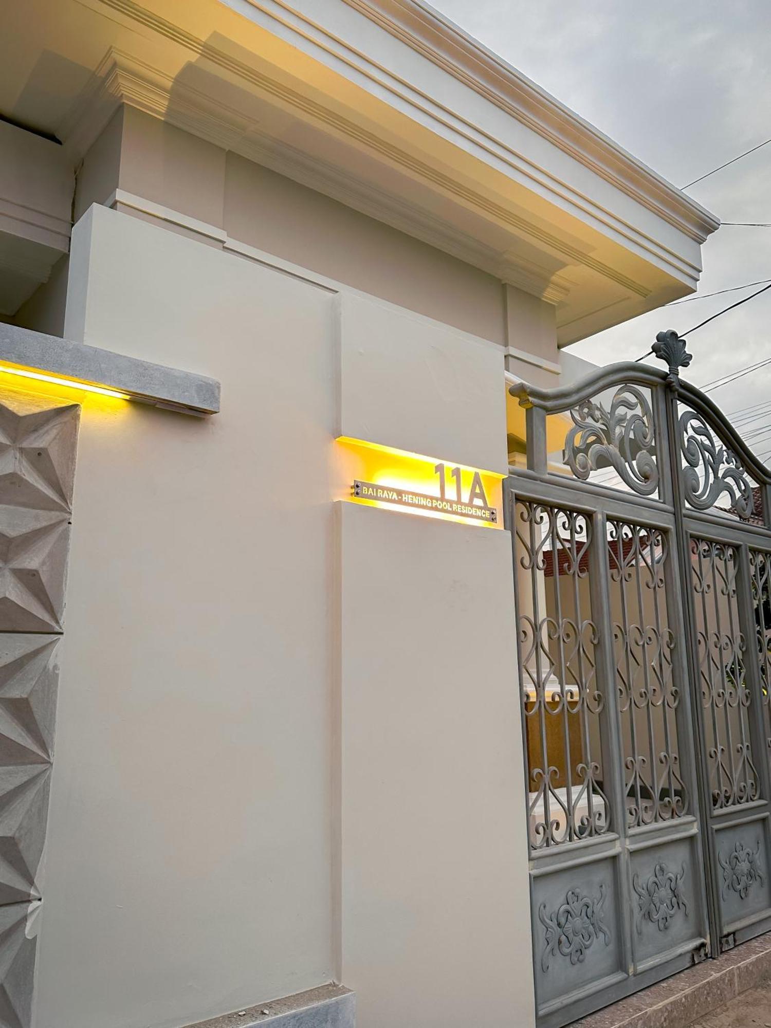 Hening Pool Residence Purwokerto Exterior photo